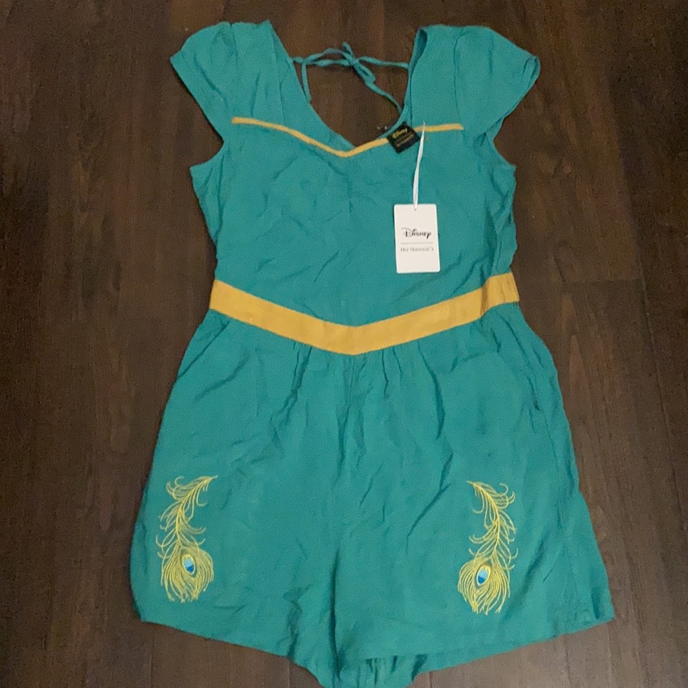 Disney Aladdin Her Universe Jasmine Romper Medium